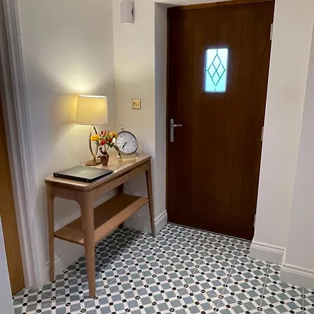 Bed & Breakfast Guest With Parking Near St Ives &