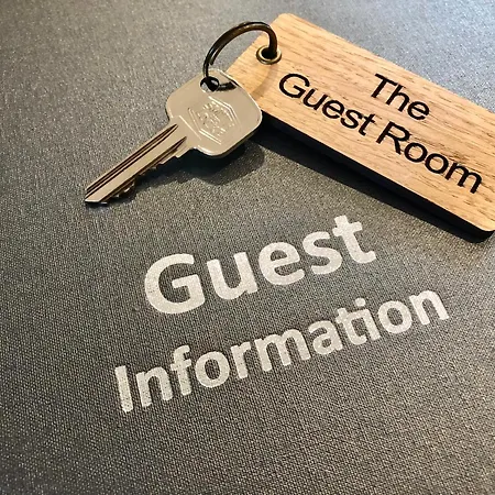 Bed & Breakfast Guest With Parking Near St Ives & *